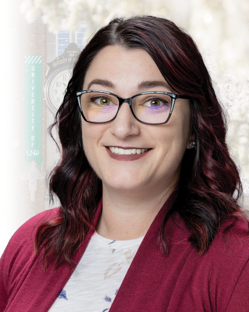 Headshot Jessica Parlato