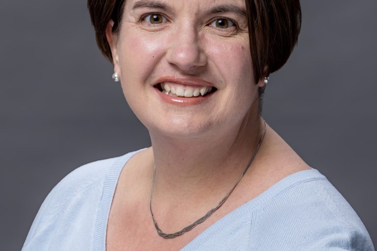 Dr. Jennifer Stoner