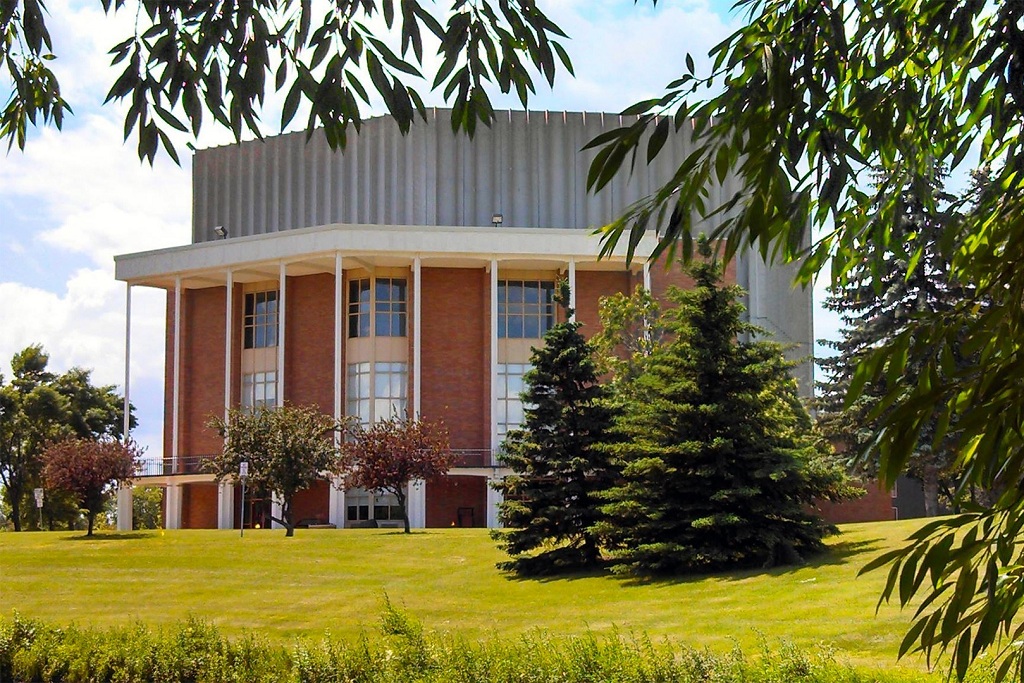 Chester Fritz Performing Arts Center