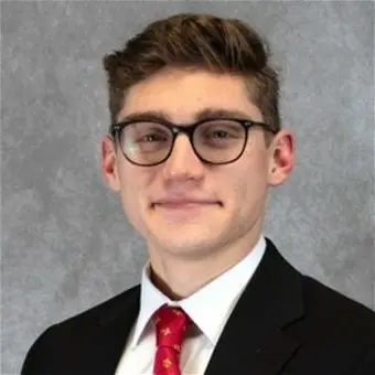 Headshot: Andrew Seneker