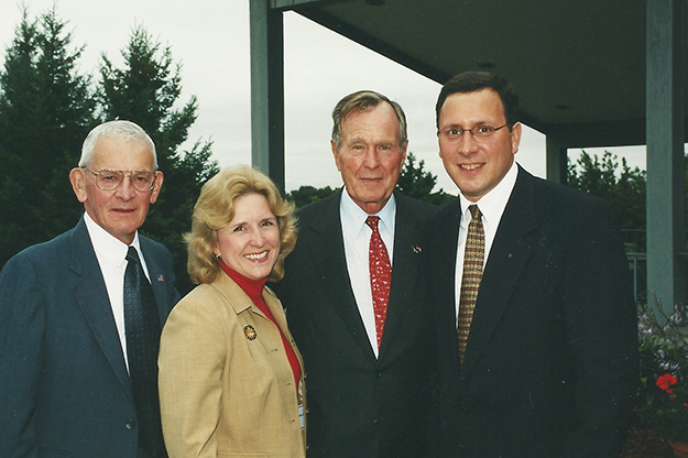 Eugene Kennedy, Debbie Kennedy George H.W. Bush and Mark Kennedy