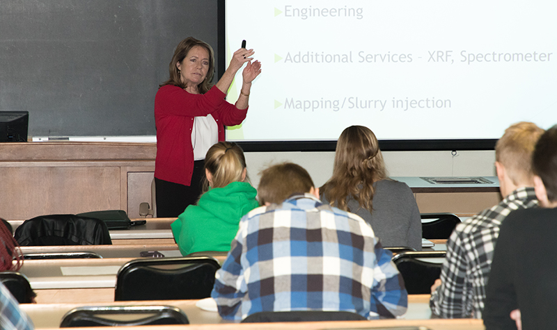 Kathleen Neset lectures students