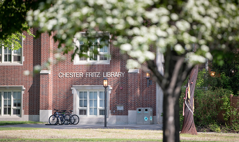 Chester Fritz Library