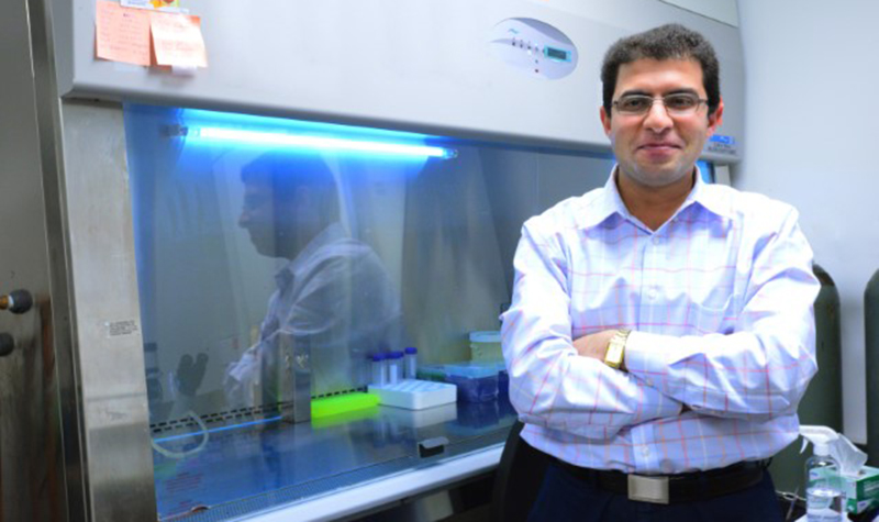 Abraam Yakoub in lab