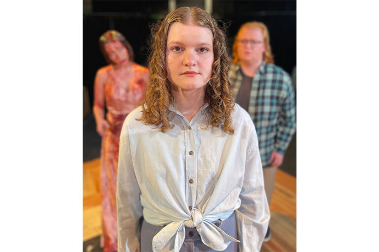 Piper Sommer as Sue Snell