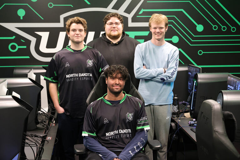 UND esports players