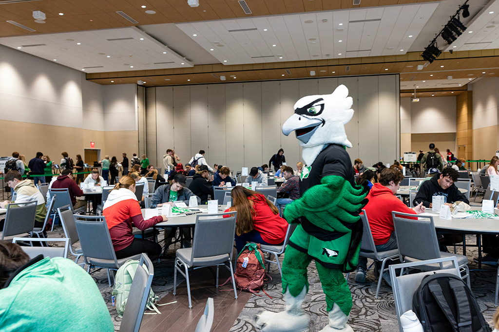 Fighting Hawk roams at scholarship thank-you letters event