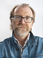 Headshot: George Saunders