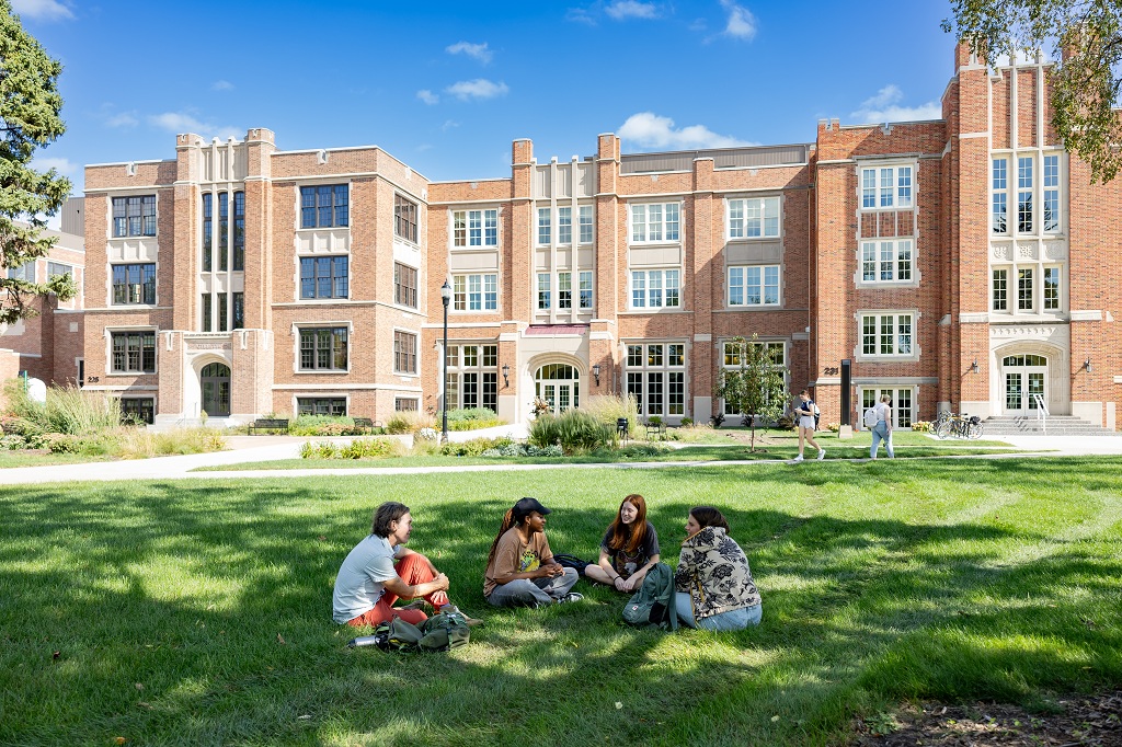 Students studying in the UND Quad.